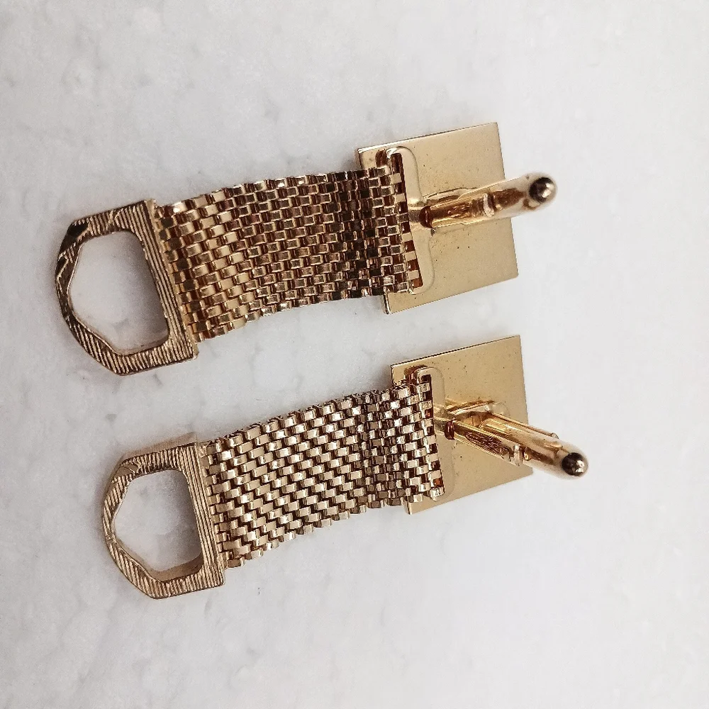Vintage Textured Square Gold Tone Mesh Wrap Around Cufflinks Can Be Monogramed